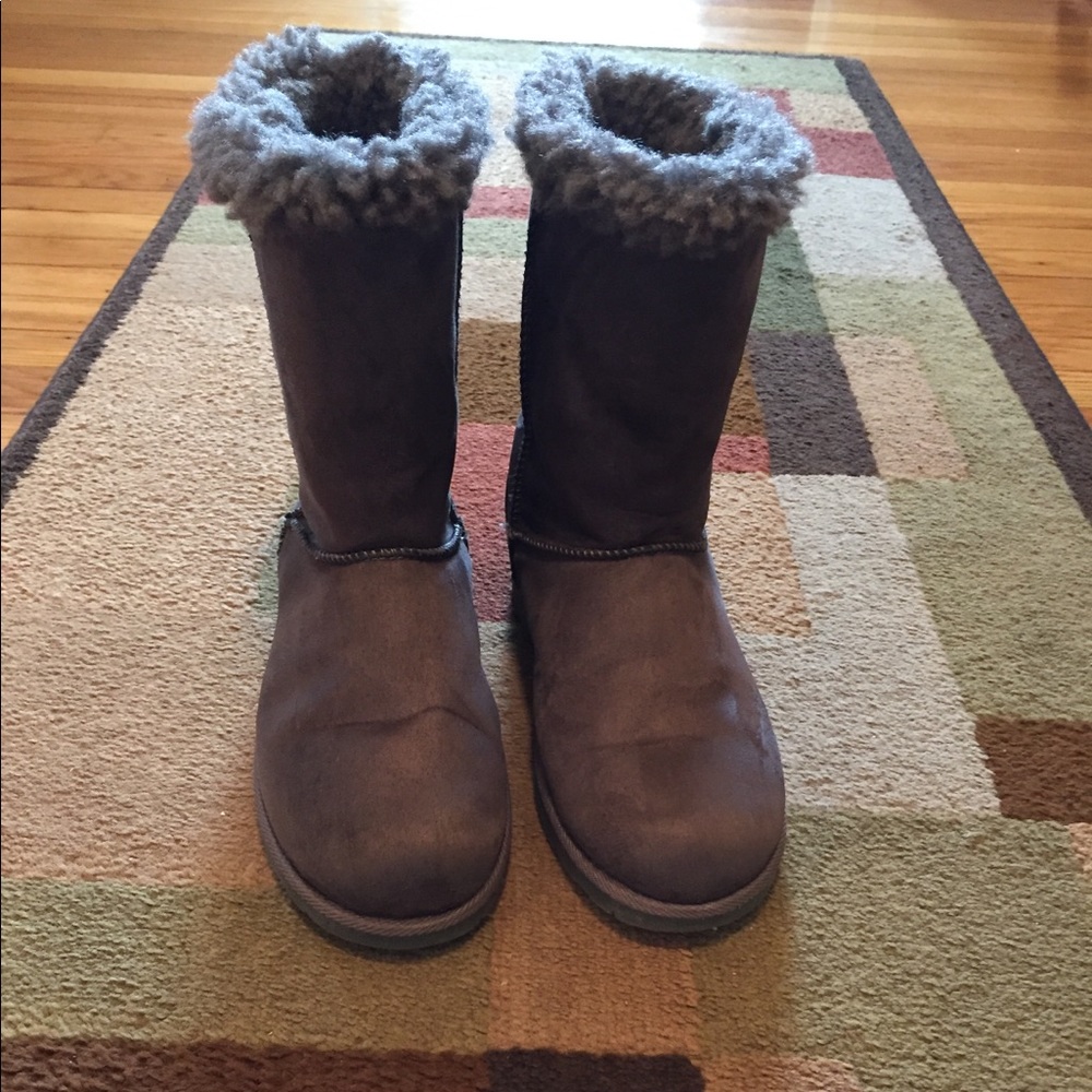 ‼️PRICE DROP‼️ Women’s Gray boots